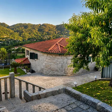 Refugio Rodrigues - Piscina & Jacuzzi Privados - Geres Ferienhaus Valbom (Braga)
