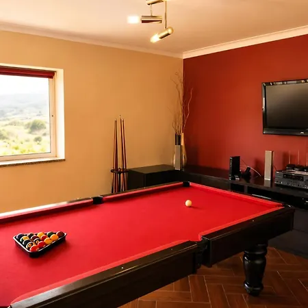 Refugio Rodrigues - Piscina & Jacuzzi Privados - Geres * Valbom (Braga)