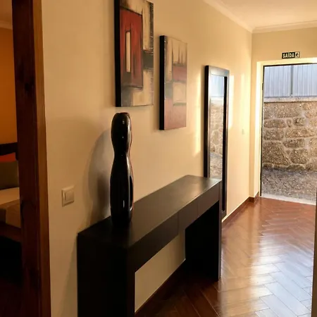 Refugio Rodrigues - Piscina & Jacuzzi Privados - Geres Ferienhaus *
